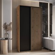 Schiebetürenschrank Tharo in Schwarz/Eiche, 235,2 x 130 x 45 cm, auch für Wohnzimmer geeignet, Anti Staubbürsten, Metallgriffe in schwarz, viel Fächer