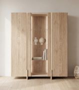 Vitrine | Farbe: Eiche gebleicht | Massivholz | Eichenholz geölt | Travertin Stein | inkl. LED-Beleuchtung | Rückwand: HDF  | 120 x 41 x 140 cm
