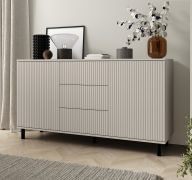 Kommode | 2 Drehtüren | Kaschmir | 3 Schubladen | 4 Fächer | Maße: 150 x 40 x 82 cm | Lamellen Front | hochwertige Verarbeitung | Push-to-open Funktion