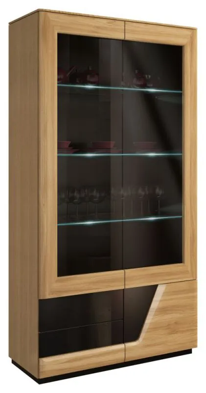 Vitrine "Belica" 25, Farbe: Eiche natur / Schwarz, teilmassiv - Abmessungen: 192 x 102 x 43 cm (H x B x T)