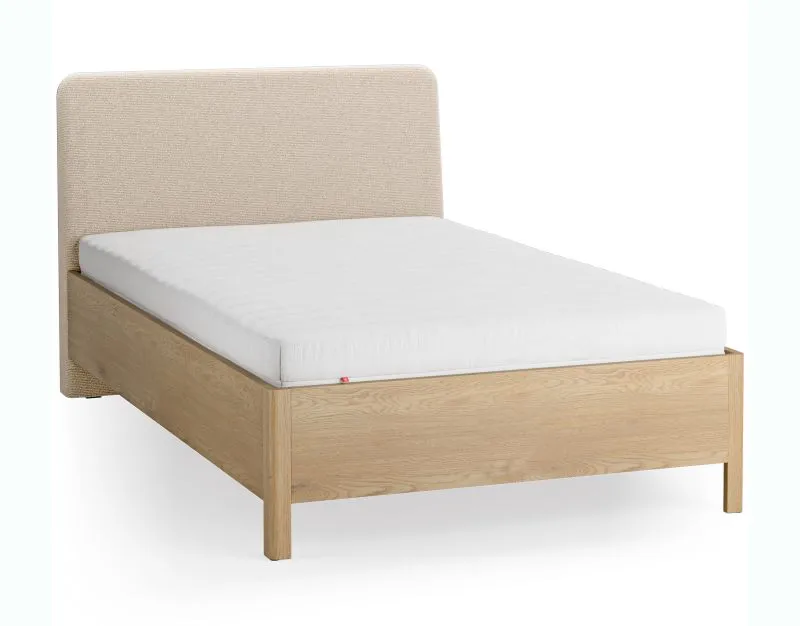 Einzelbett | Eiche massiv | Farbe: Eiche / Beige | weich gepolsterte Kopfstütze | 90 x 200 cm | dezent abgerundete Form | Gästebett | inkl. Lift up Lattenrost
