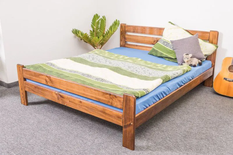 Doppelbett / Gästebett Kiefer Vollholz massiv Nussfarben A23, inkl. Lattenrost - Abmessung 160 x 200 cm