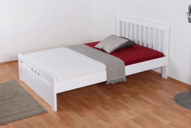 "Easy Premium Line" Doppelbett K8 in Überlänge 140 x 220 cm, Buche Vollholz massiv weiß lackiert, inkl.1 Abdeckblende