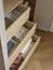 Falttür / Kleiderschrank | Farbe: Beige / Eiche | 3 Schubladen | 3 Kleiderstangen | 200 x 60 x 240 cm | inkl. LED-Beleuchtung | Soft-Close-Funktion