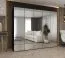 Kleiderschrank mit fünf Spiegeltüren Eiger 151, Farbe: Schwarz, drei Kleiderstangen, drei Fächer, 2,5 Meter breit, Soft-Close-Funktion, Griffe: Gold