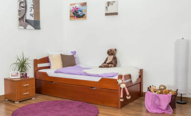 Bett mit Gästebett