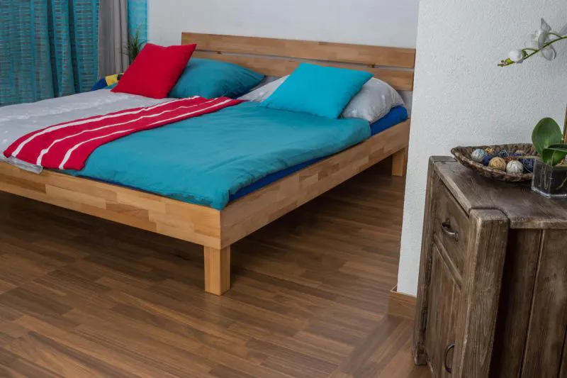 Bett 180 x 200 cm Kernbuche geölt Abbildung