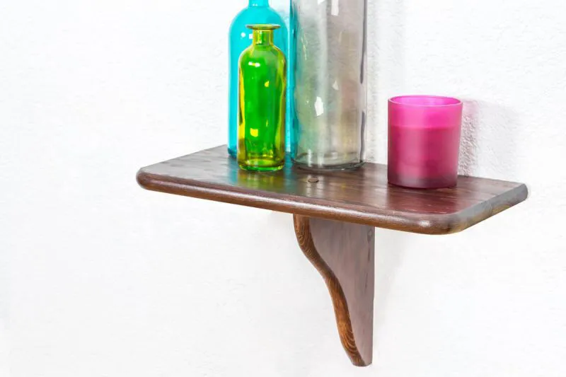 Bücherregal - 40 cm breit, Kiefer Holz-Massiv, Farbe: Nuss Abbildung